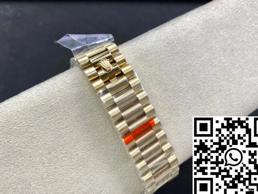Rolex Yellow Day Factory Date EW M228238-0042 Gold 0806